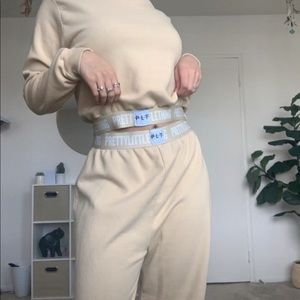 Pretty Little Thing Lounge Set